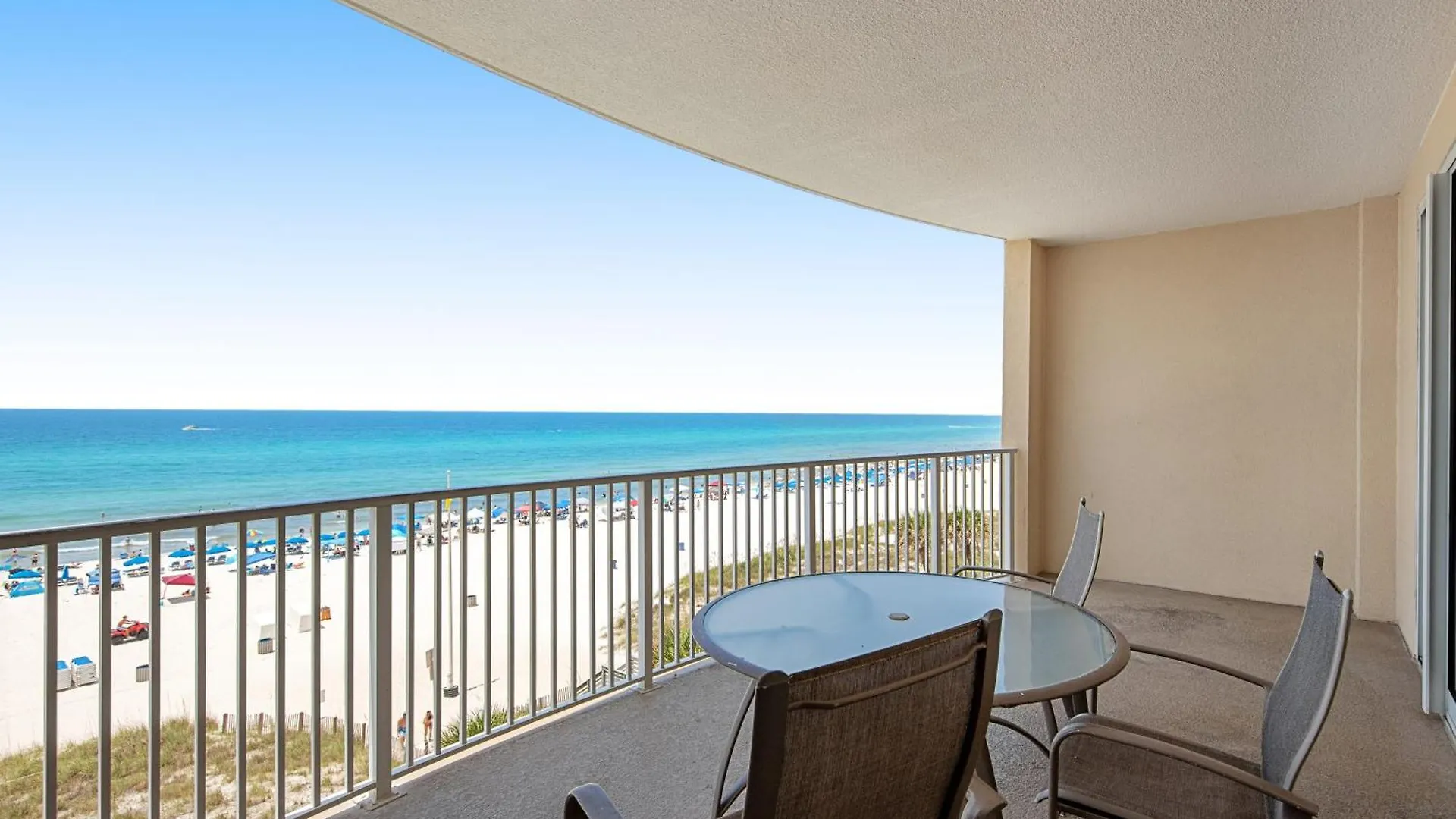 Semesterbostad Fantastic Private Complex -Beachfront 2Bd Ocean Villa! Gorgeous Amenities Panama City Beach USA